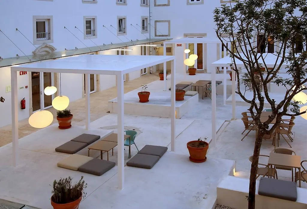 Hotel Convento Do Salvador Lisboa 3*,